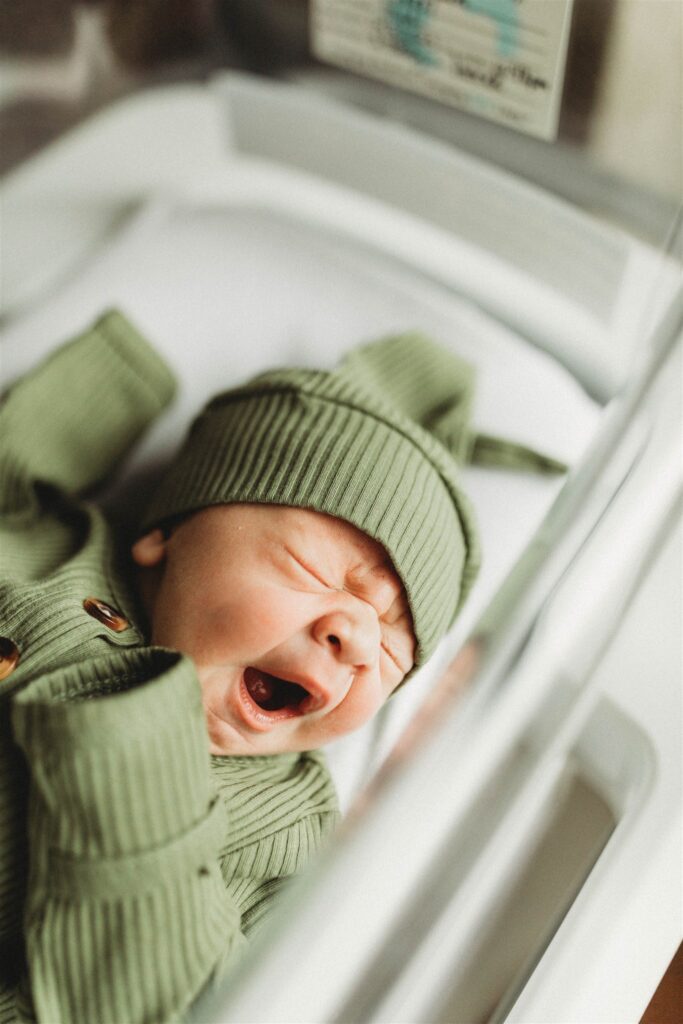 fresh 48 baby session with baby sleeping
