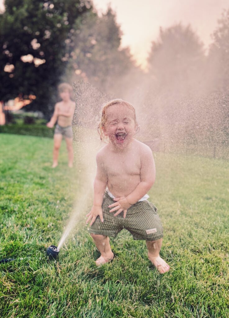 backyard fun iowa city family photos